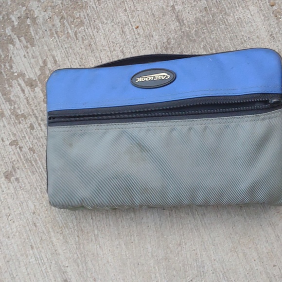 CD case full - Picture 2 of 16